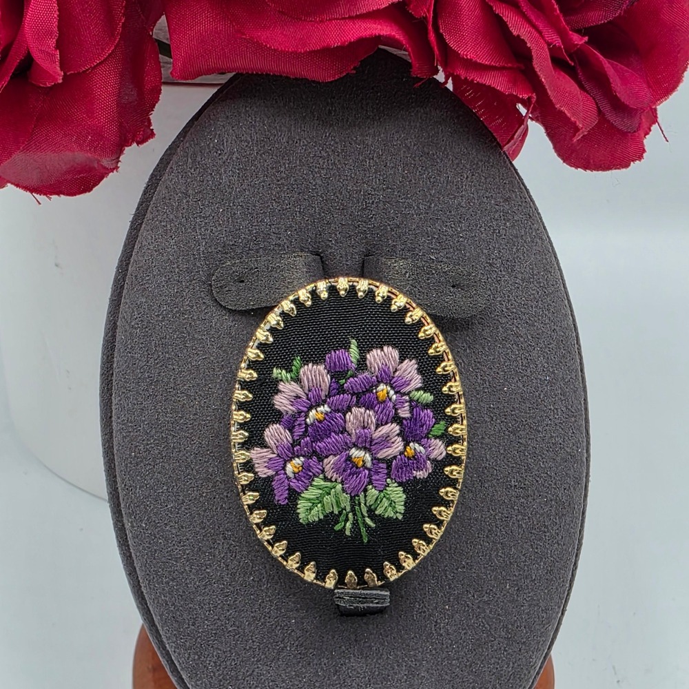 Vintage Oval Purple Violet Embroidered Floral Brooch Gold Tone Petit Point Style